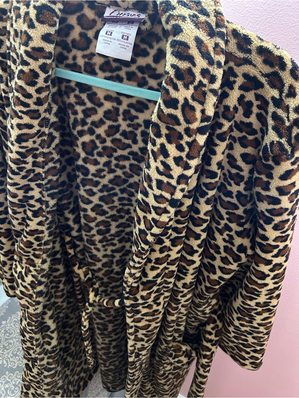 Leopard Print Plush Robe - Picture 3 of 5